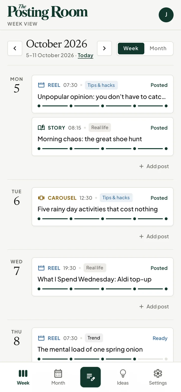 Week view with sample reels, carousels, and stories arranged by day